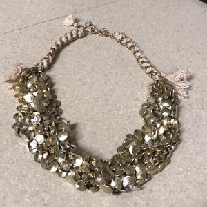 Gold colored bead necklace! 🎉🎉
